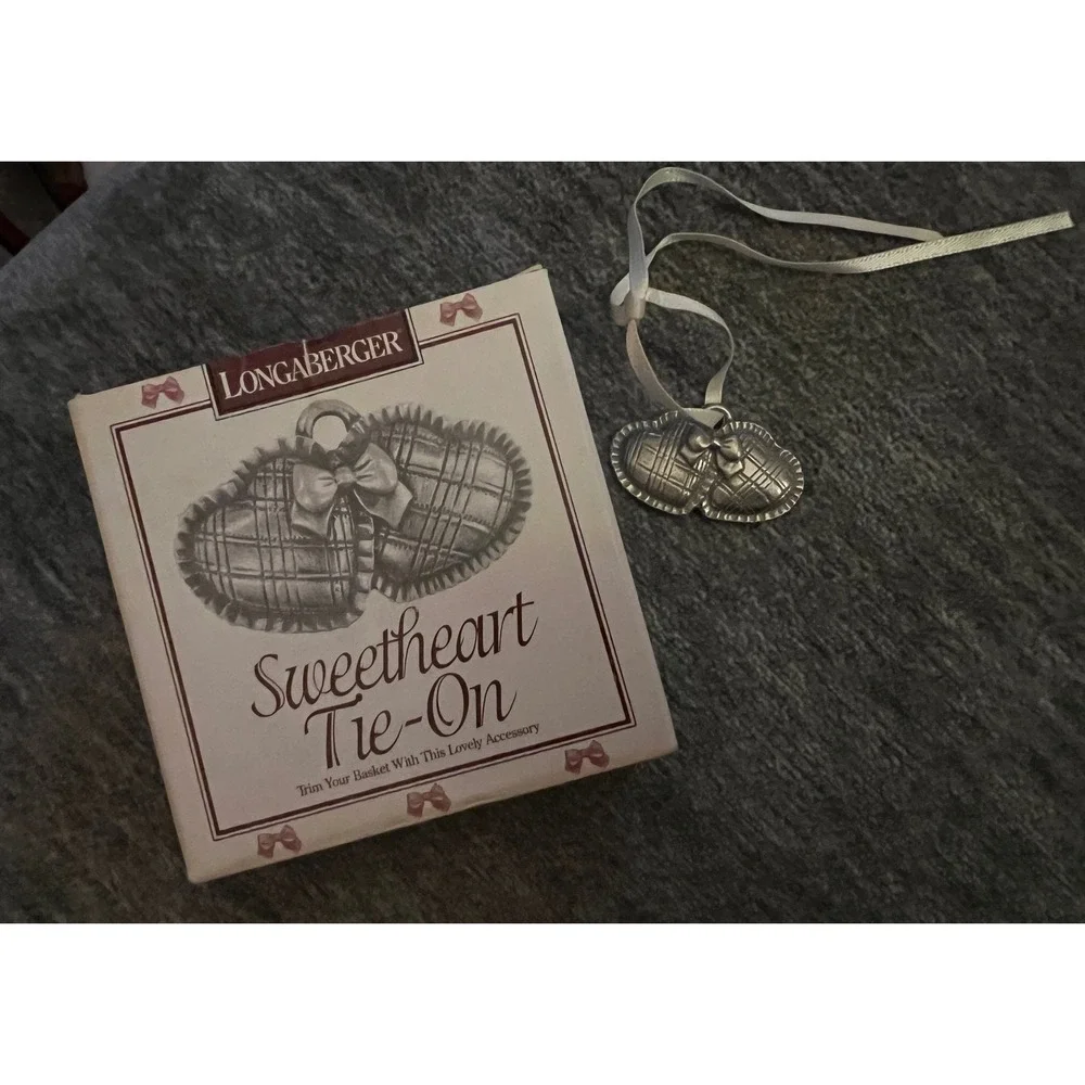 Longaberger Sweetheart Tie-On OS Silver Double Heart Basket Charm 1997 Vintage